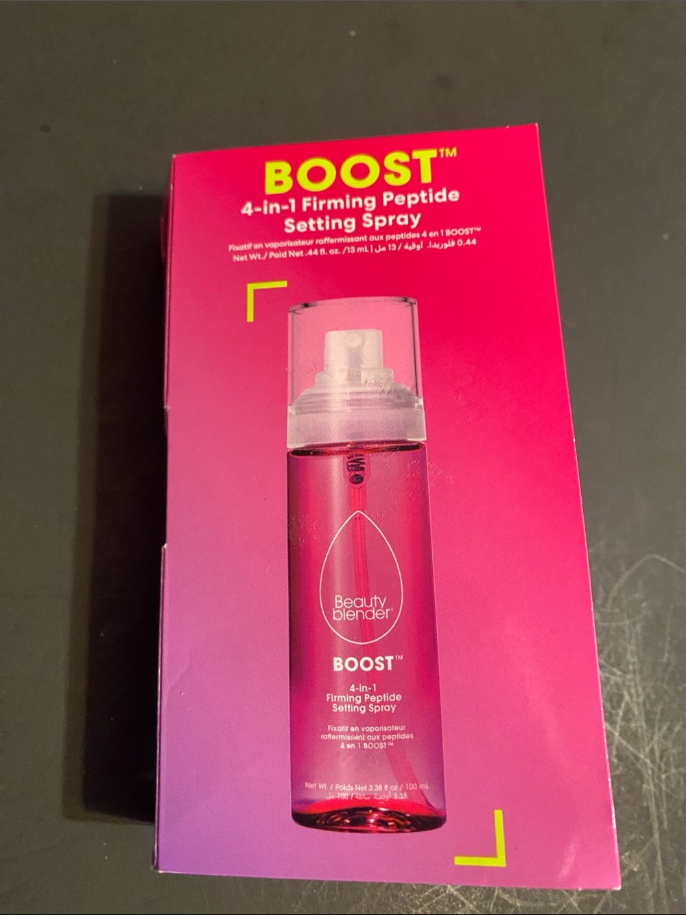 beautyblender BOOST 4-in-1 Firming Peptide Setting Spray - Pink